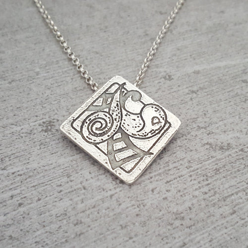 Aloha Shirt Pendant Benefits Alzheimer's Research