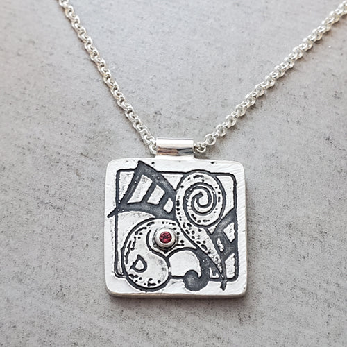 Paisley Aloha Print Necklace Benefits Alzheimer's Research