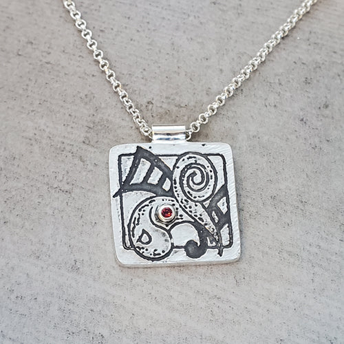 Paisley Aloha Print Necklace Benefits Alzheimer's Research